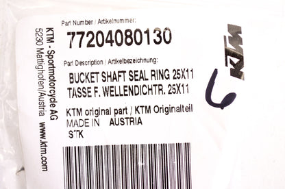 New OEM KTM Shaft Seal Ring Bucket 25x11 NOS