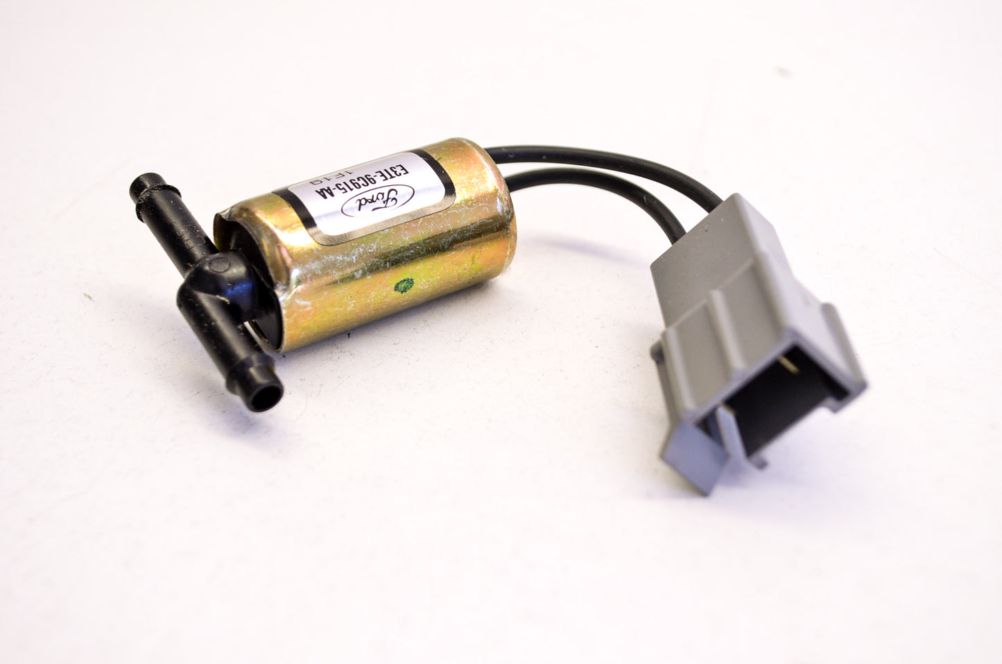 OEM Ford CX-792, E3TZ-9C915-A Vapor Canister Purge Solenoid Assembly NOS