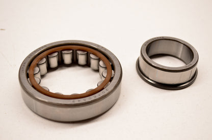 OEM KTM 56530123200 Cylinder Roller Bearing NJ207ET2XCS42 NOS