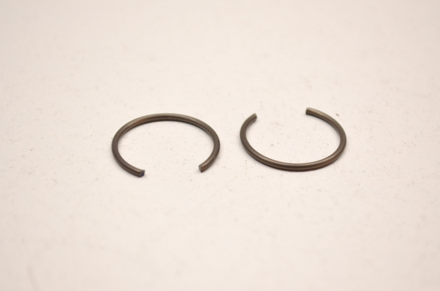New Vertex Circlip QTY 2 NOS