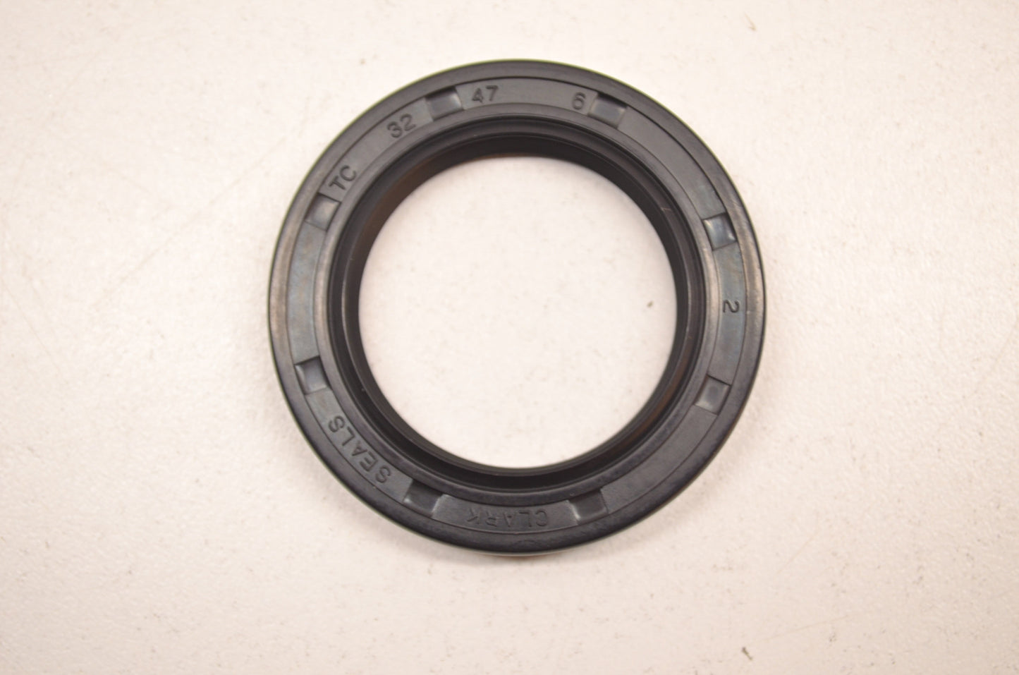 New Excel Pro Series Oil Seal 32x47x6 NOS