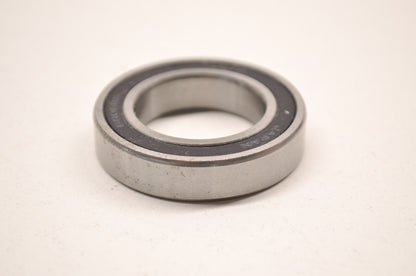 New KYK Bearing NOS