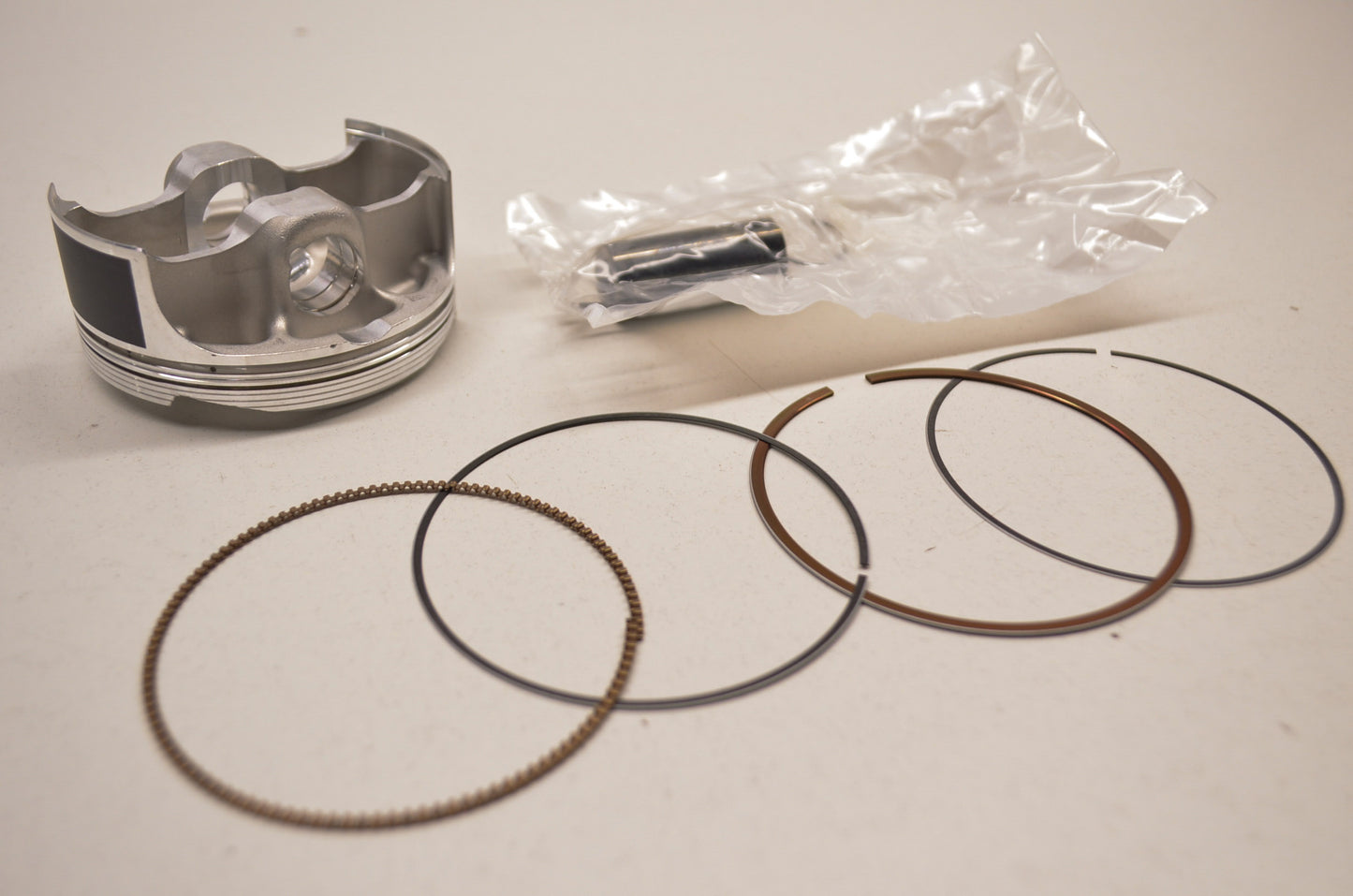Piston Kit KTM 06-12 250 SX-F, 07-13 250 EXC-F. NOS