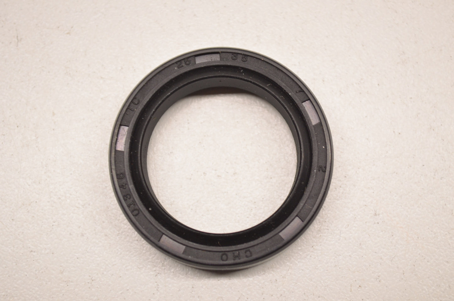 New Aftermarket Oil Seal 25x35x7mm NOS