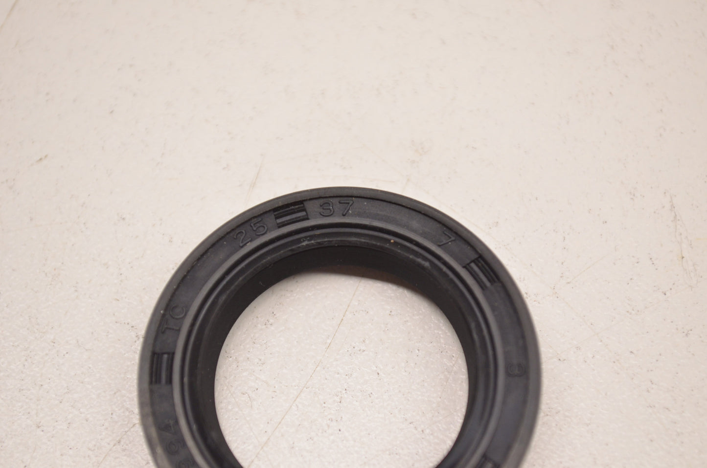 New MK Oil Seal 25x37x7mm QTY 2 NOS