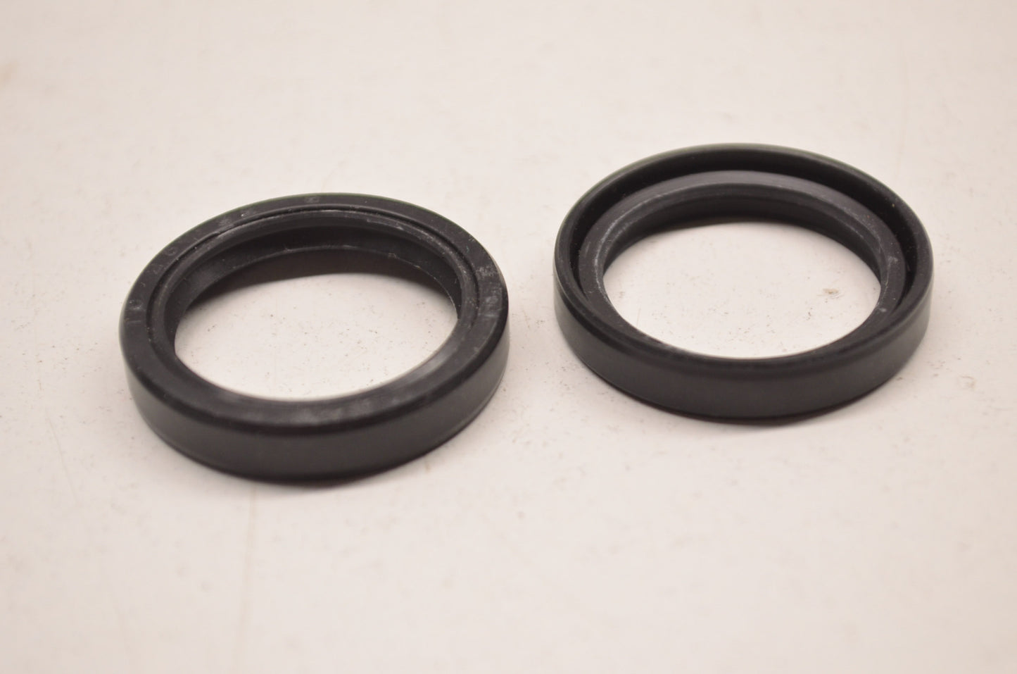 New NAK Oil Seal 25x32x6mm QTY 2 NOS