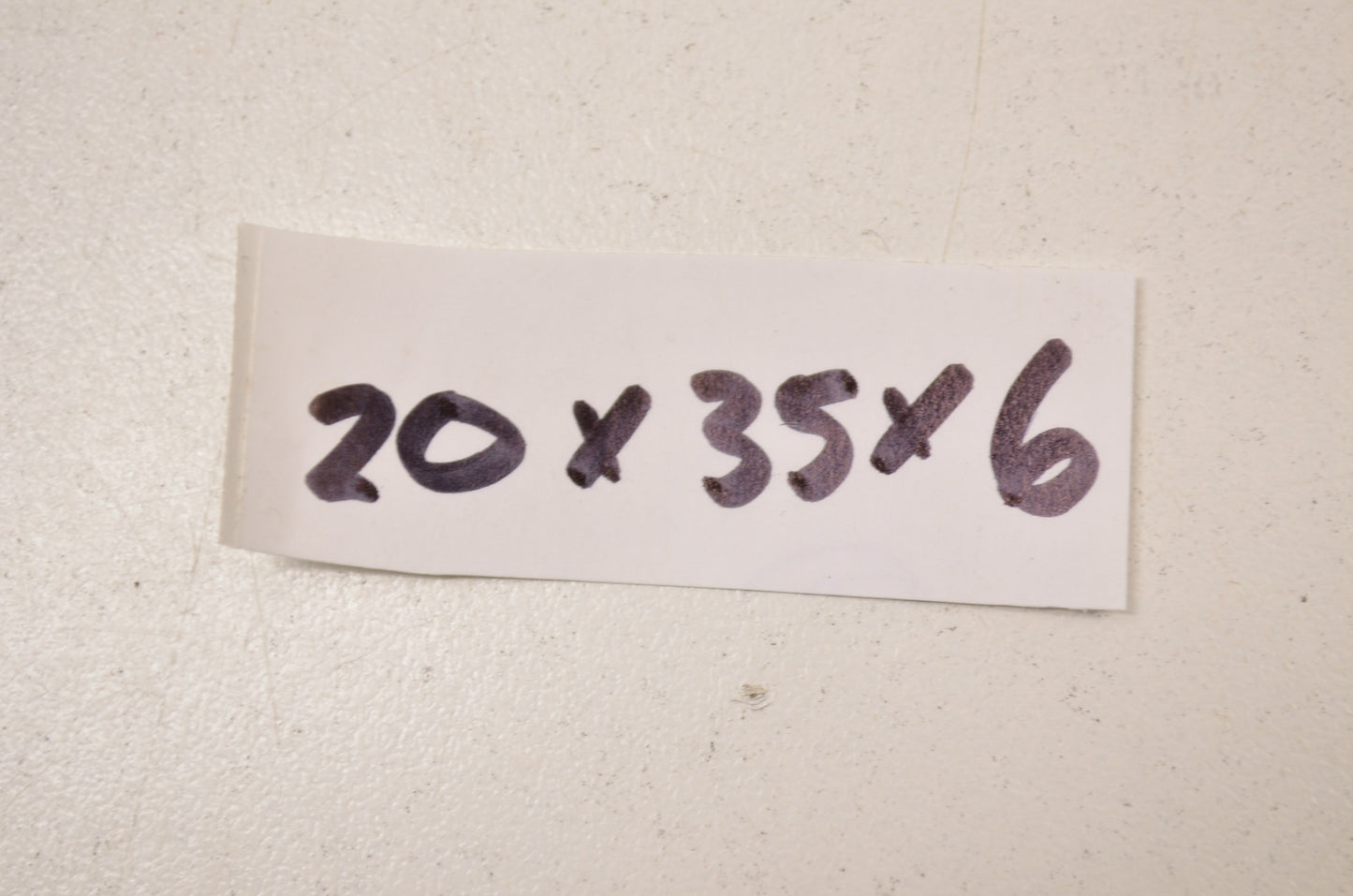 New CFW Oil Seal 20x35x6mm QTY 2 NOS