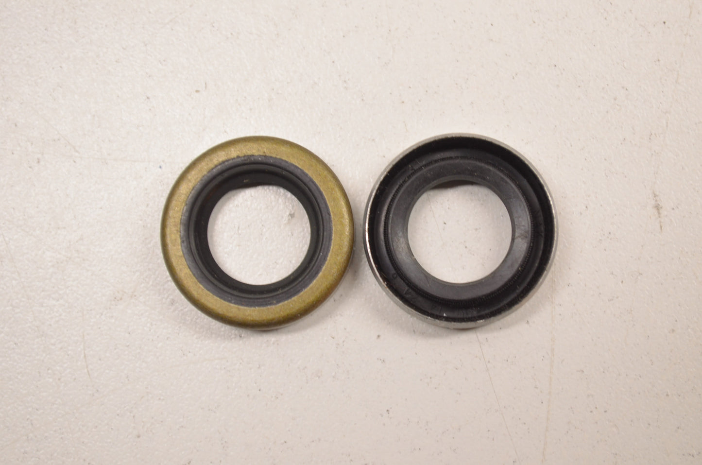 New NAK Oil Seal 14x24x6mm QTY 2 NOS
