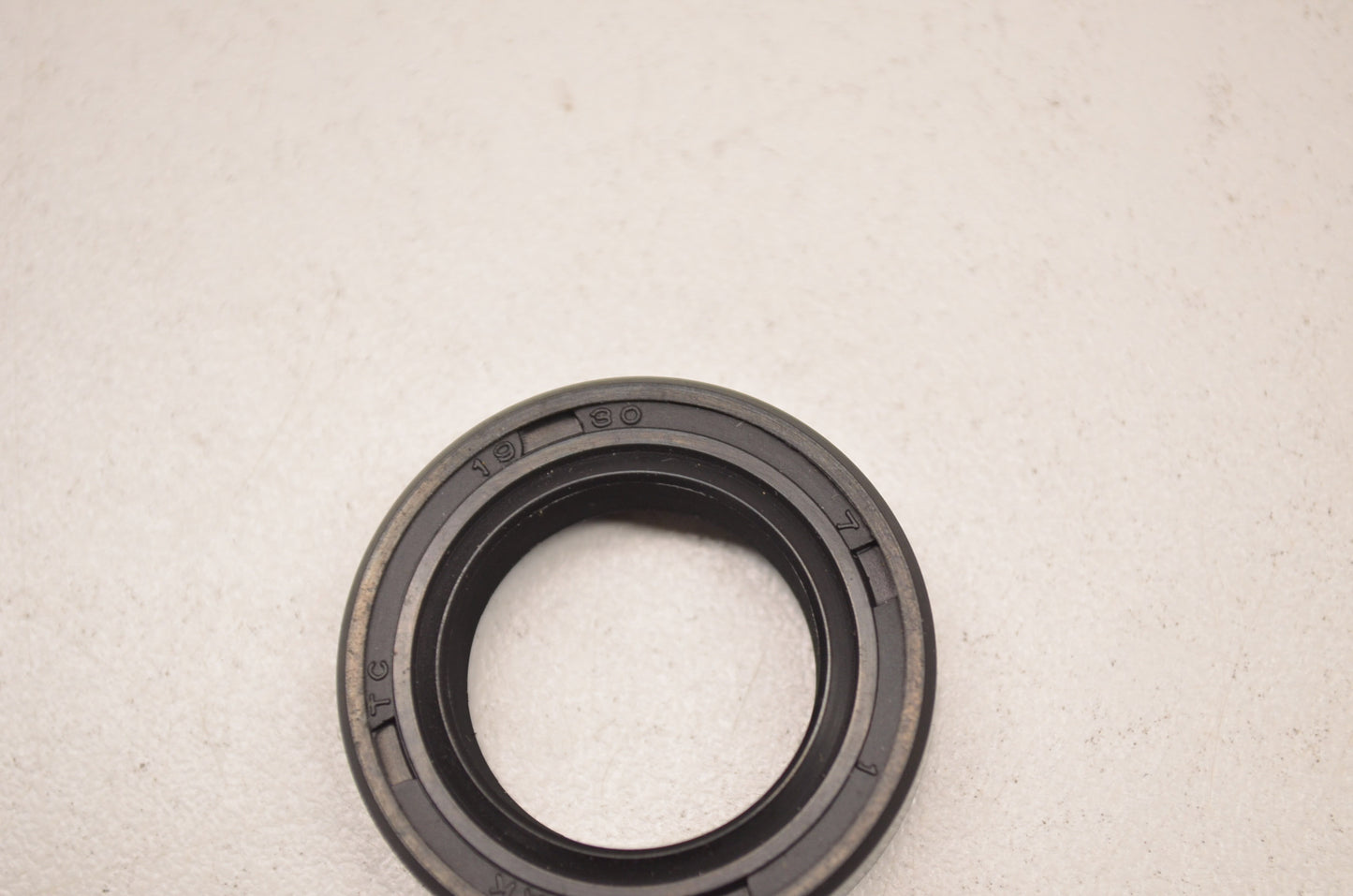 New NAK Oil Seal 19x30x7mm NOS