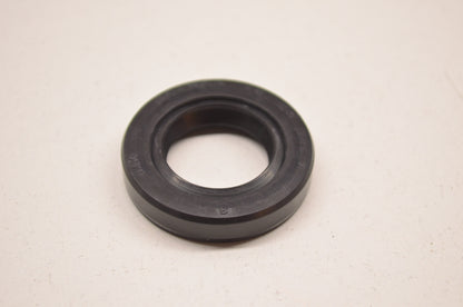 New Aftermarket Oil Seal 20x35x7mm NOS