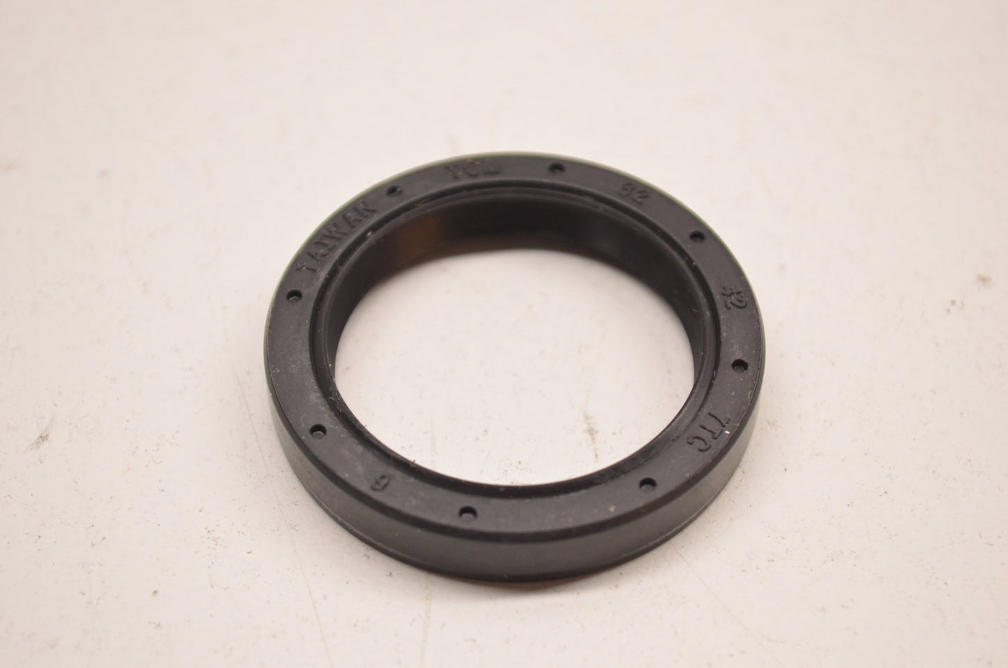 New TCM Oil Seal 32x42x7mm NOS