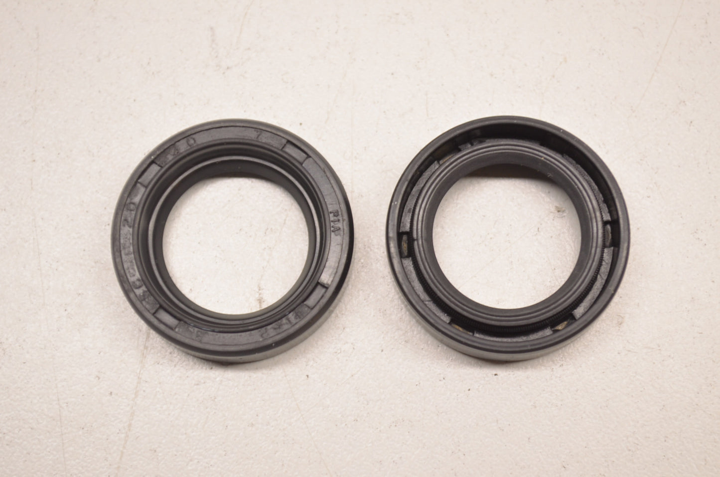 New PIA Oil Seal 20x30x7mm QTY 2 NOS