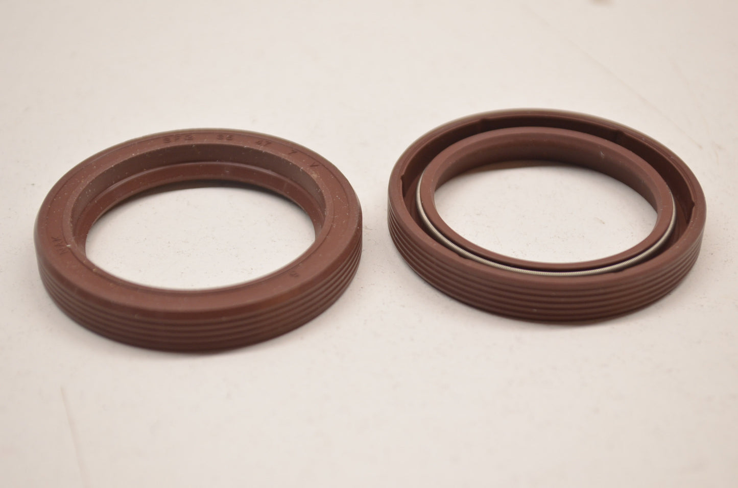 New NAK Oil Seal 35x47x7mm QTY 2 NOS