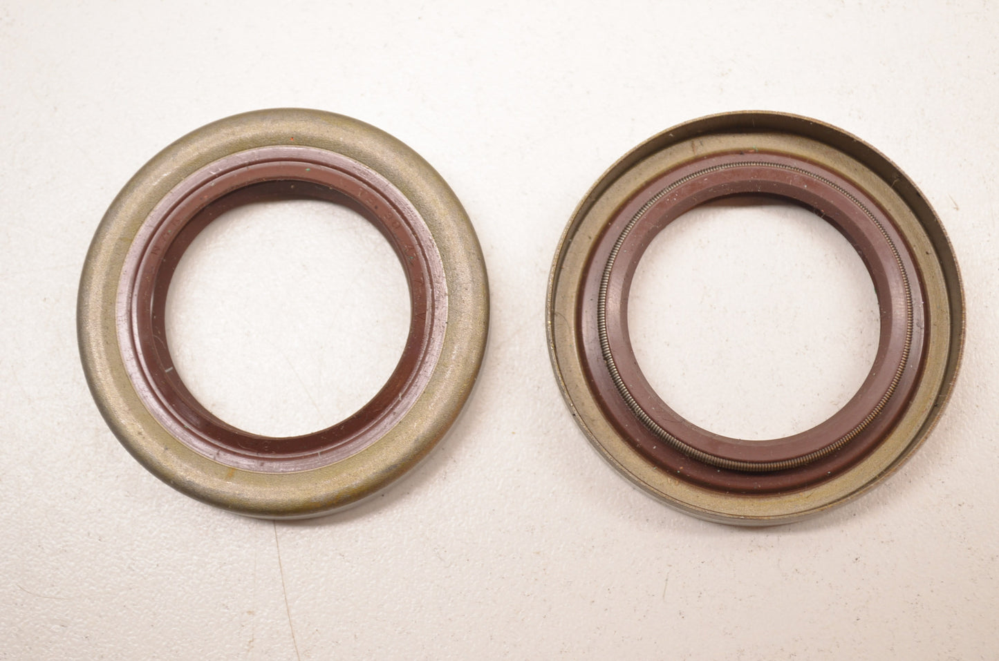 New NAK Oil Seal 30x47x7mm QTY 2 NOS