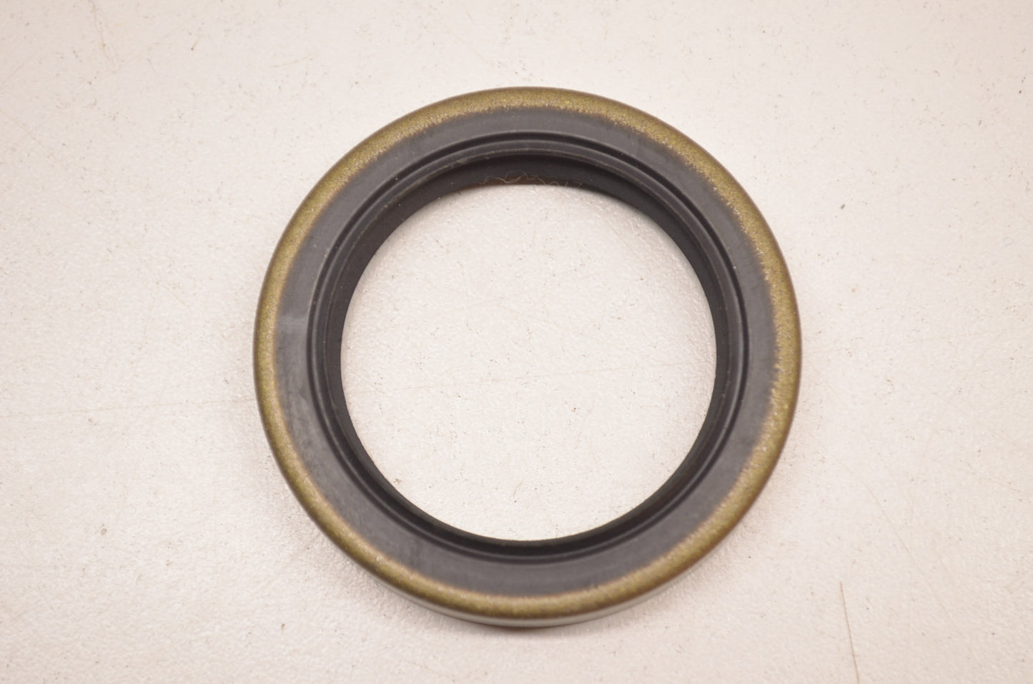 New EGL Oil Seal 38x52x7mm NOS