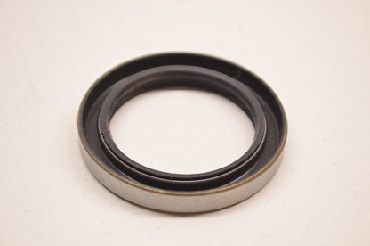 New EGL Oil Seal 38x52x7mm NOS