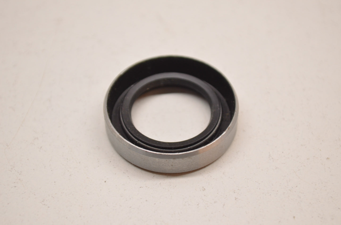 New NAK Oil Seal 19x30x7mm NOS
