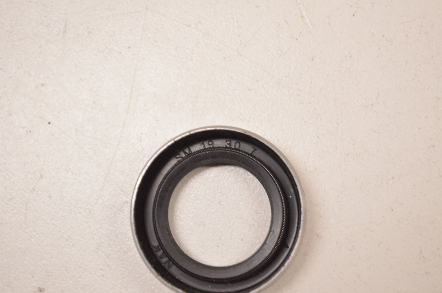 New NAK Oil Seal 19x30x7mm NOS