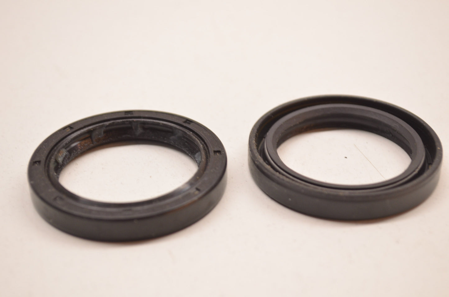 New NAK Oil Seal 35x47x7mm QTY 2 NOS
