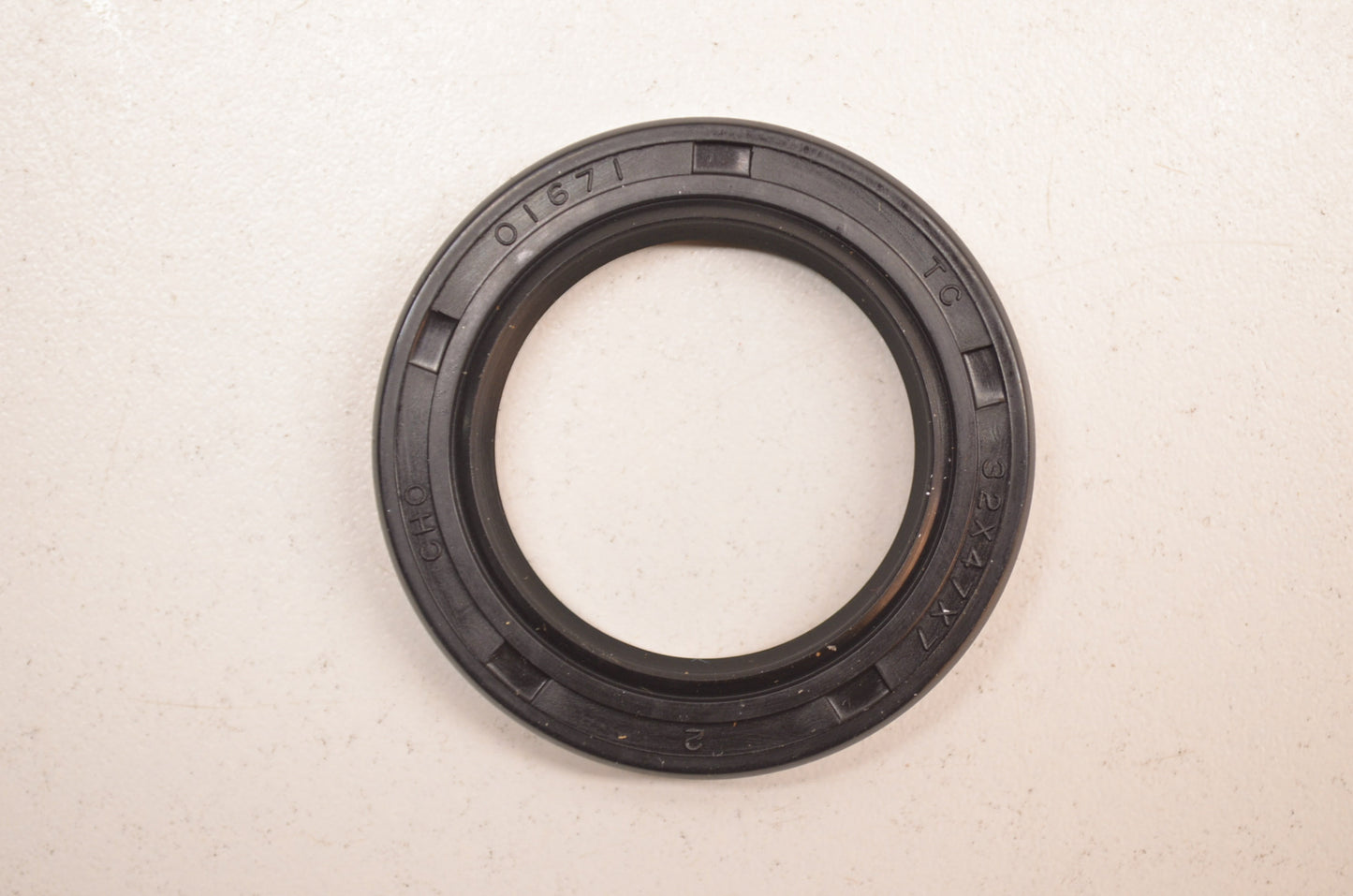 New CHO Oil Seal 32x47x7mm NOS