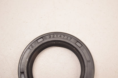 New CHO Oil Seal 32x47x7mm NOS