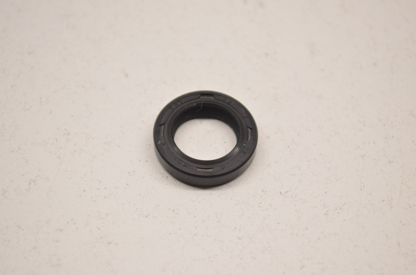 New TNT Oil Seal 12x18x4mm NOS