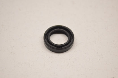 New TNT Oil Seal 12x18x4mm NOS