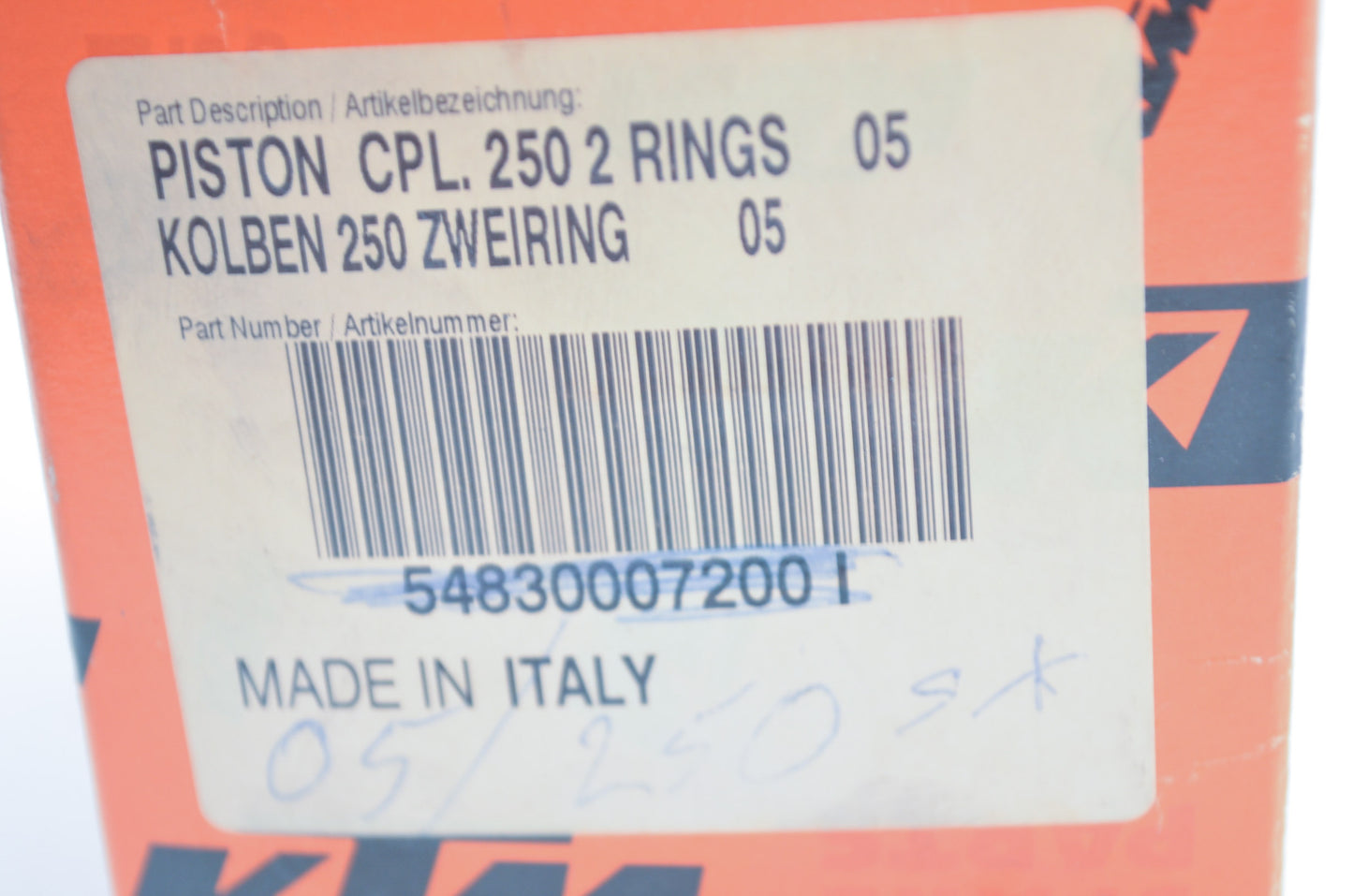 OEM KTM 54830007200, 54830007300 Piston Kit