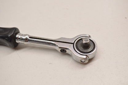 Swivel Head Ratchet 1/4' Drive