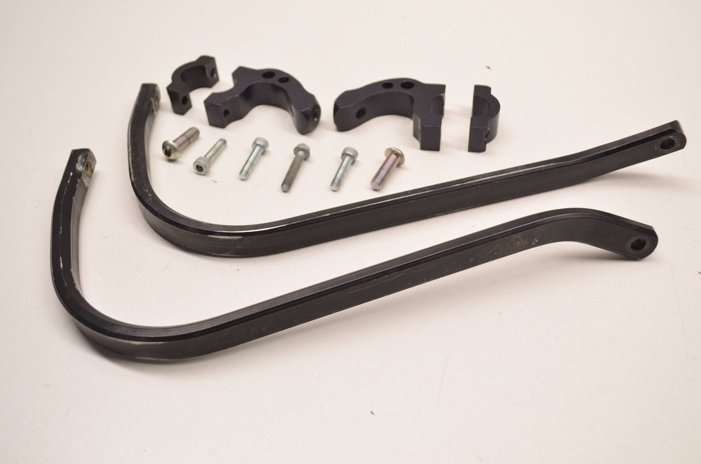Handguard Mounting Kit