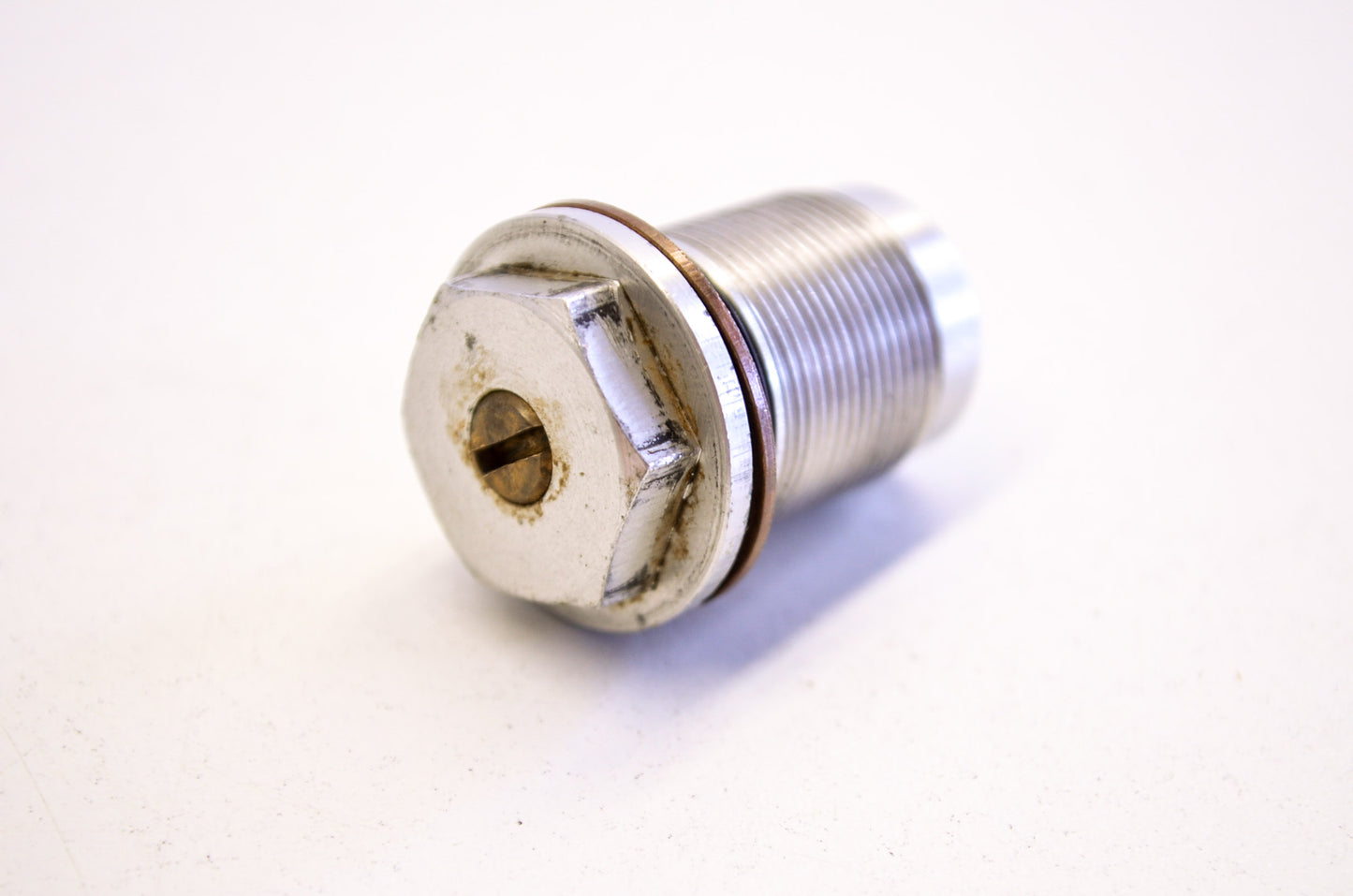 Bushing Screw M20x1 L 33 Complete
