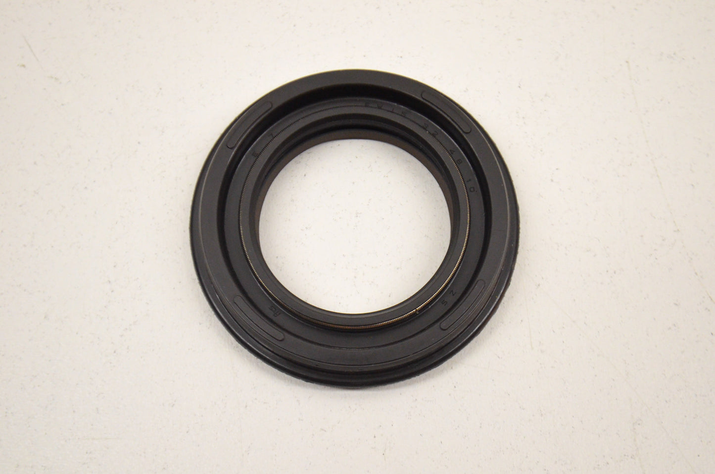 OEM Yamaha 93103-32M01-00 Oil Seal Type SW NOS
