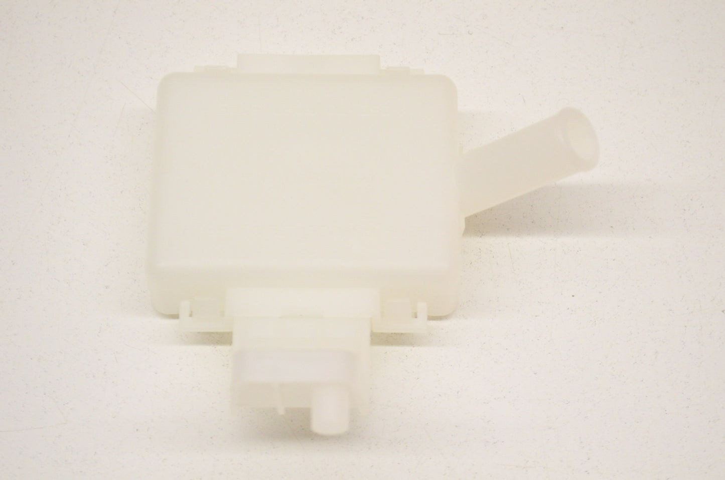 New OEM Yamaha F1B-U761D-02-00 Bilge Strainer NOS