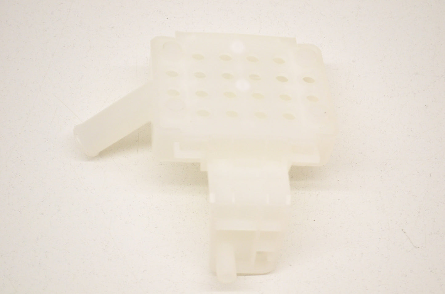 New OEM Yamaha F1B-U761D-02-00 Bilge Strainer NOS
