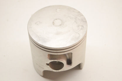 OEM Yamaha 6M6-11636-01-00 Piston 2 O/S 0.50 NOS