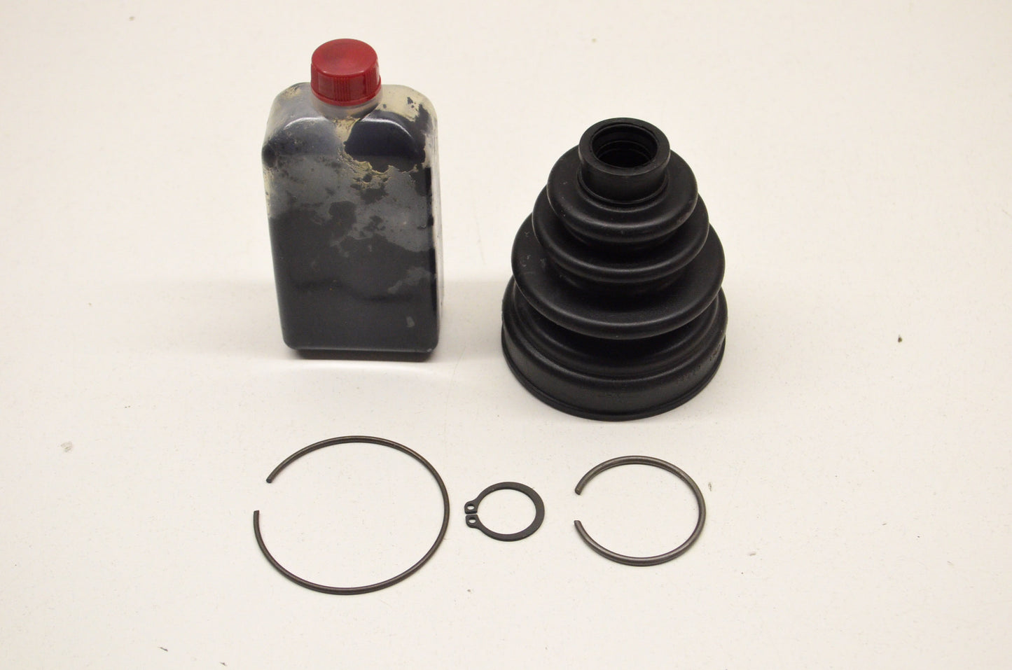 OEM Yamaha 5KM-2530Y-11-00 Double Offset Boot Set NOS