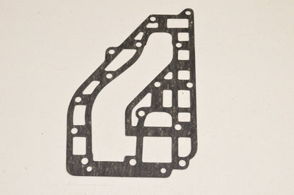 OEM Yamaha 689-41112-A0-00 Inner Exhaust Cover Gasket NOS