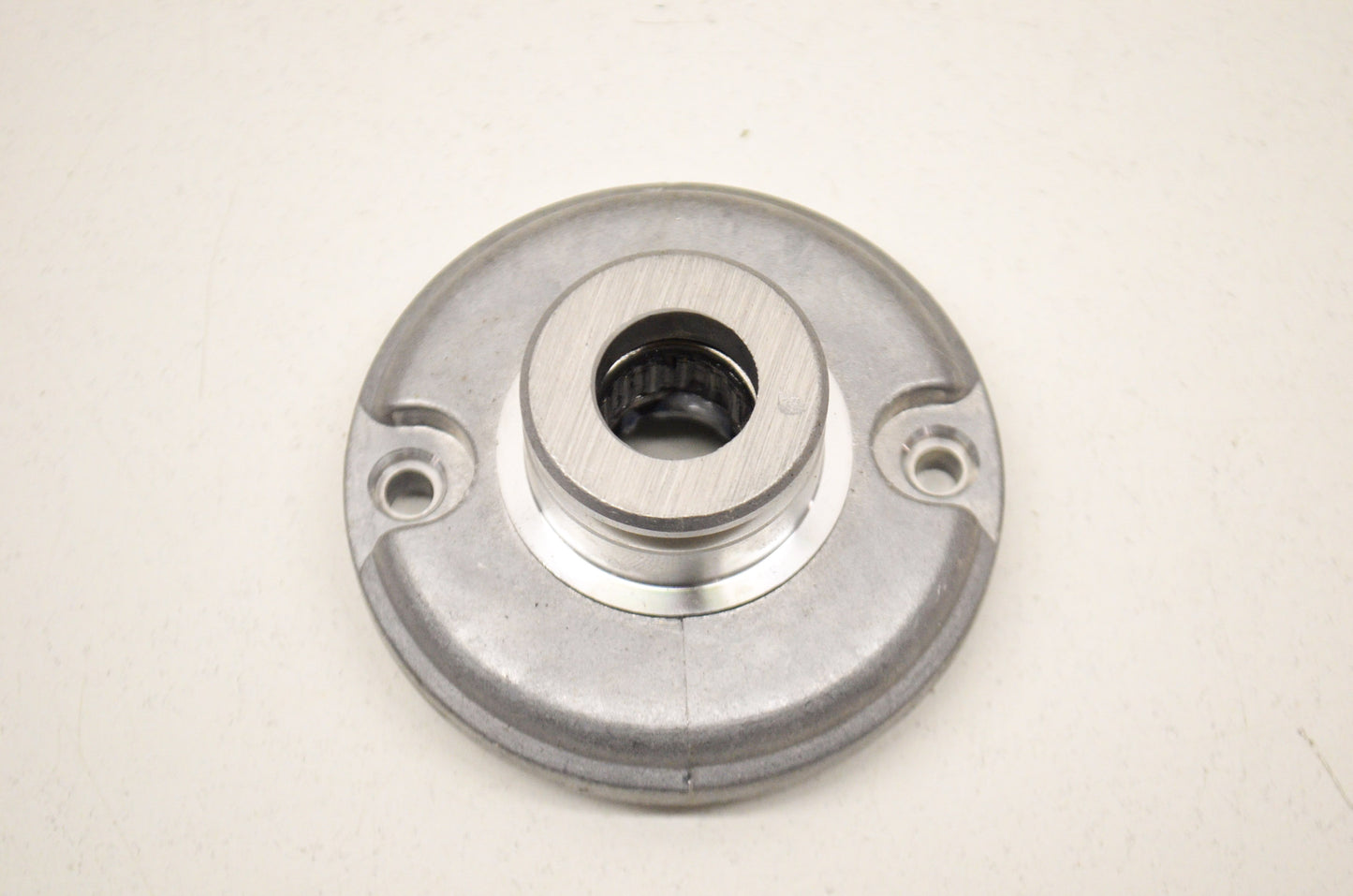 OEM Yamaha 1UY-81830-52-00 Front Seal Bracket NOS