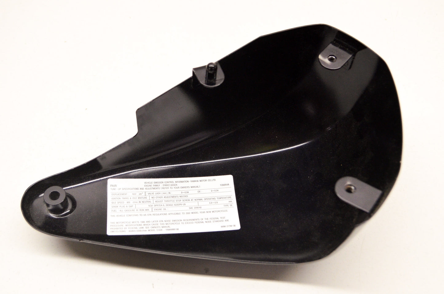 OEM Yamaha 4WM-21711-01-33 Side Cover 1 NOS