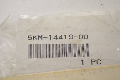 New OEM Yamaha 5KM-14419-00-00 Pipe NOS