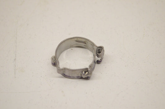 OEM Yamaha 5PX-2411M-00-00 Clip NOS