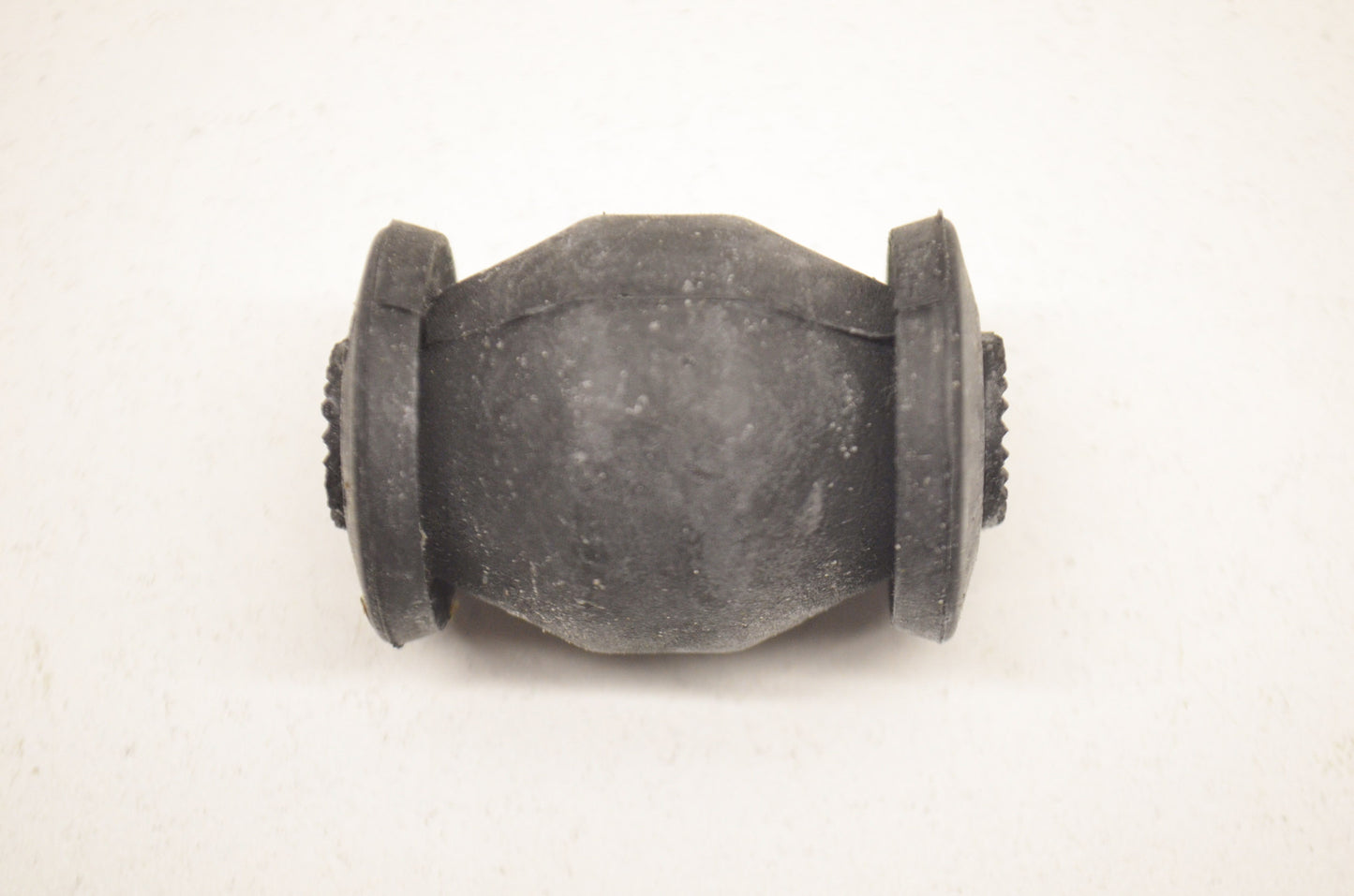 New OEM Yamaha 2HR-23526-00-00 Bushing NOS