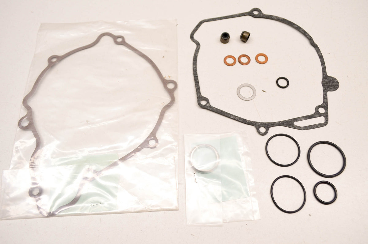 OEM Kawasaki 11028-1128 Gasket Set NOS