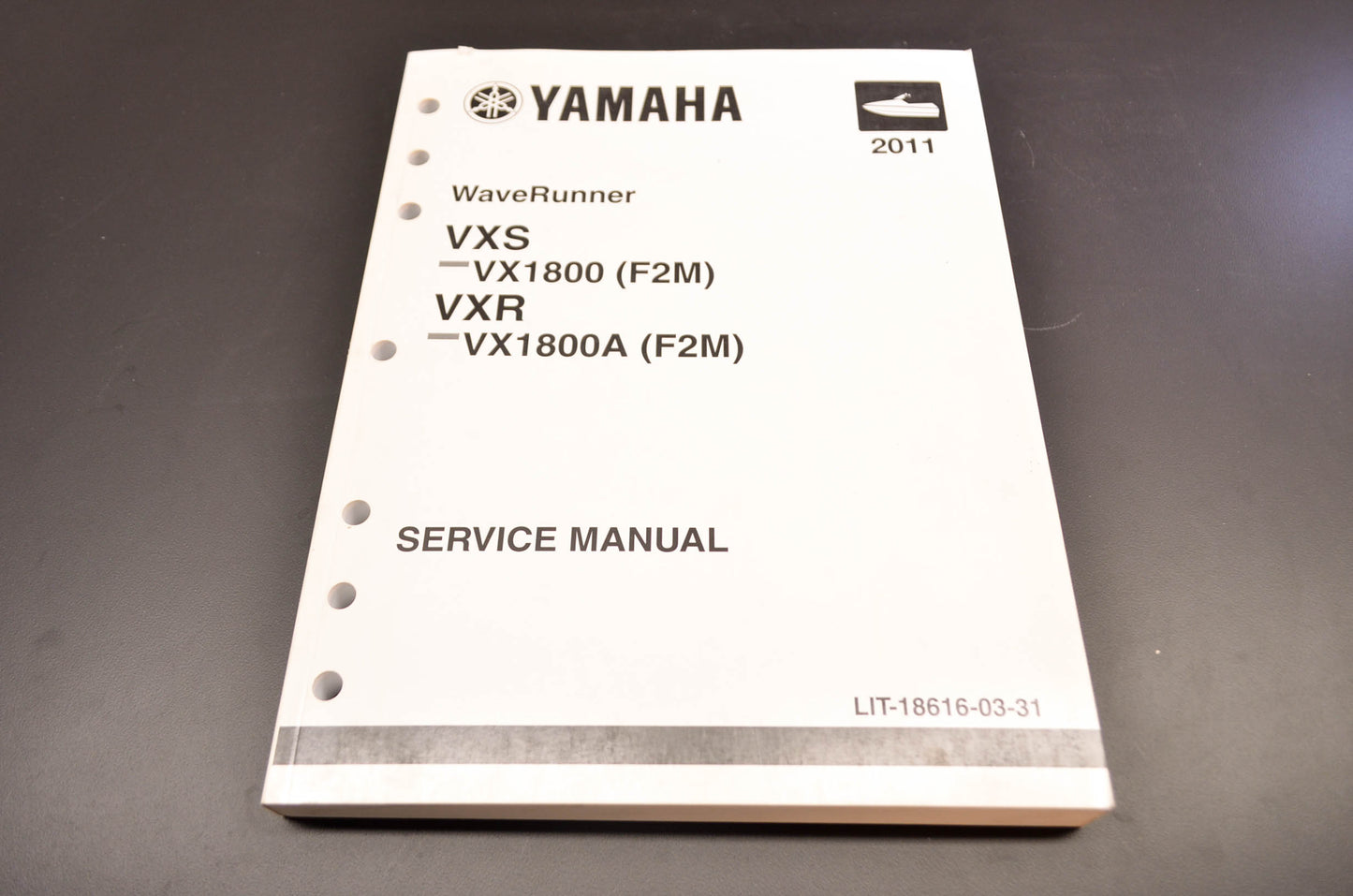OEM Yamaha LIT-18616-03-31 Service Manual VXS VX1800/VXR VX180 NOS