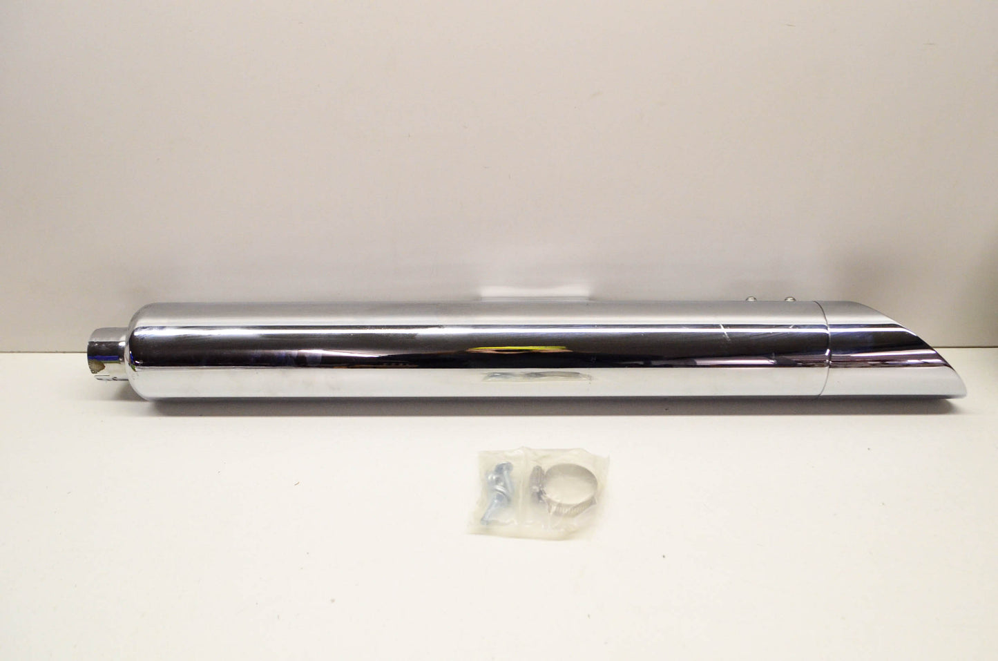 Slip-On Muffler Roadliner/ Stratoliner. NOS