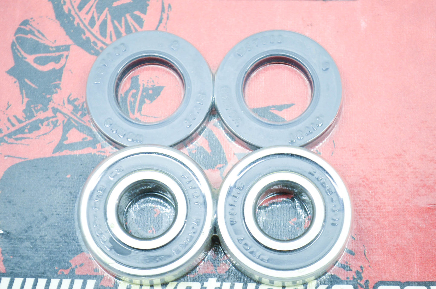 Pivot Works PWFWK-Y03-021, 416687 Front Wheel Bearing Kit NOS