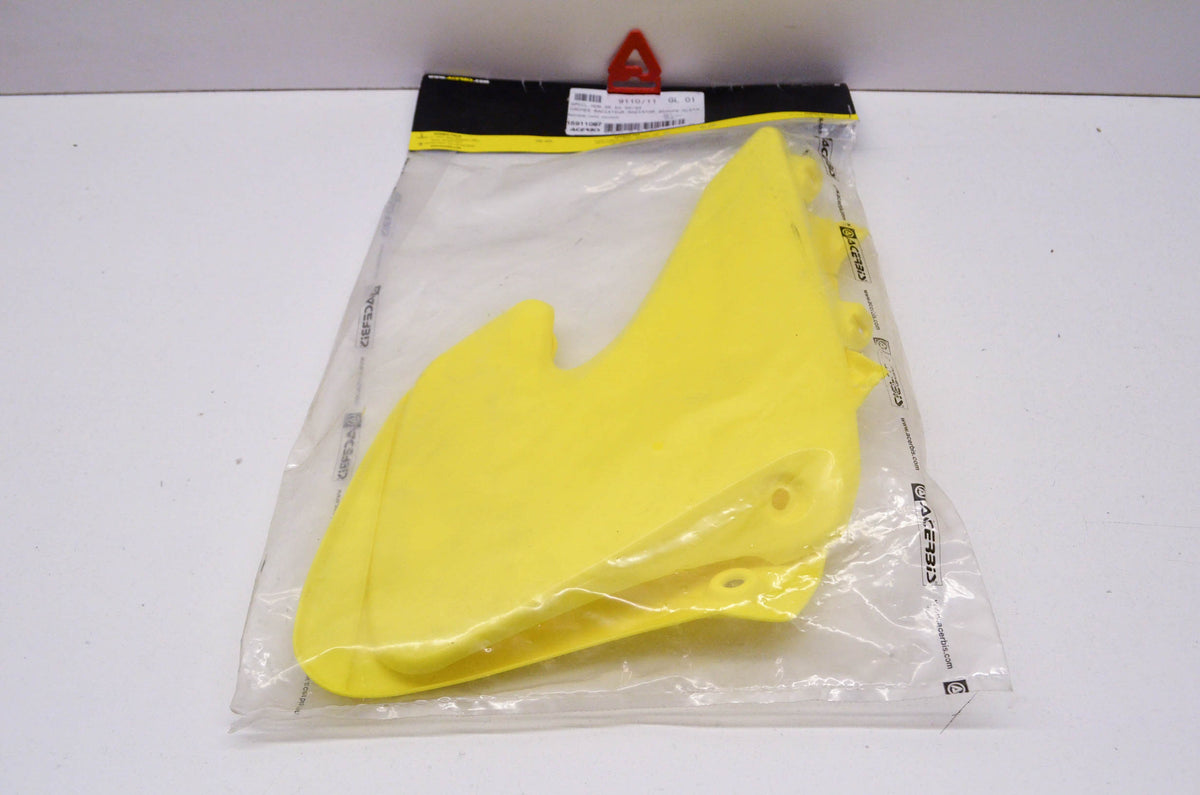 Acerbis 15-9110-87, 15911087 Yellow Radiator Scoop Kit NOS