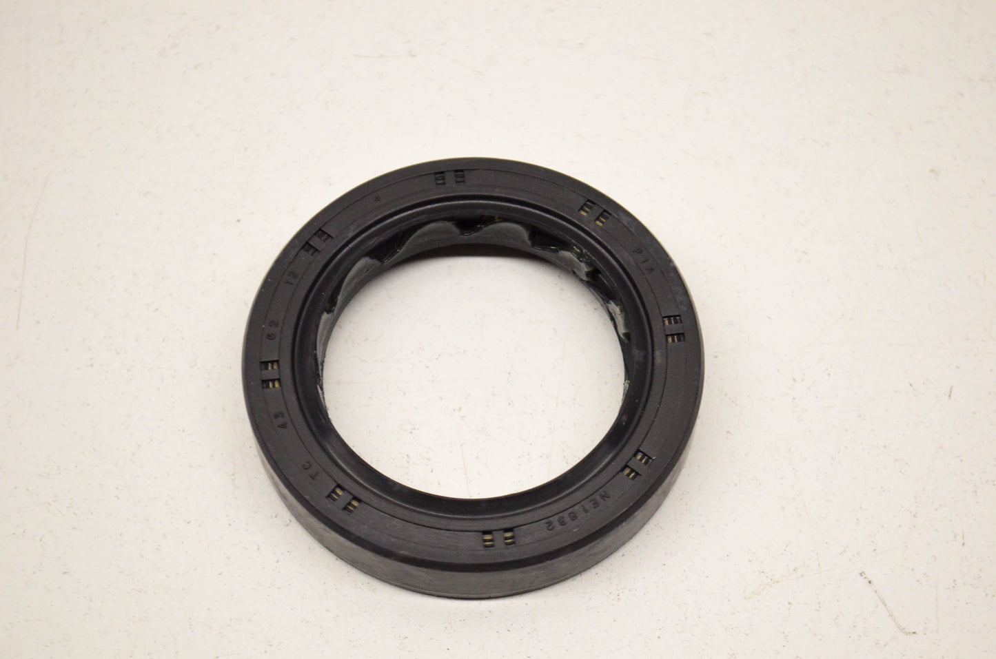 E-Ton D2315-FIA0-0000, 800-411 Oil Seal NOS