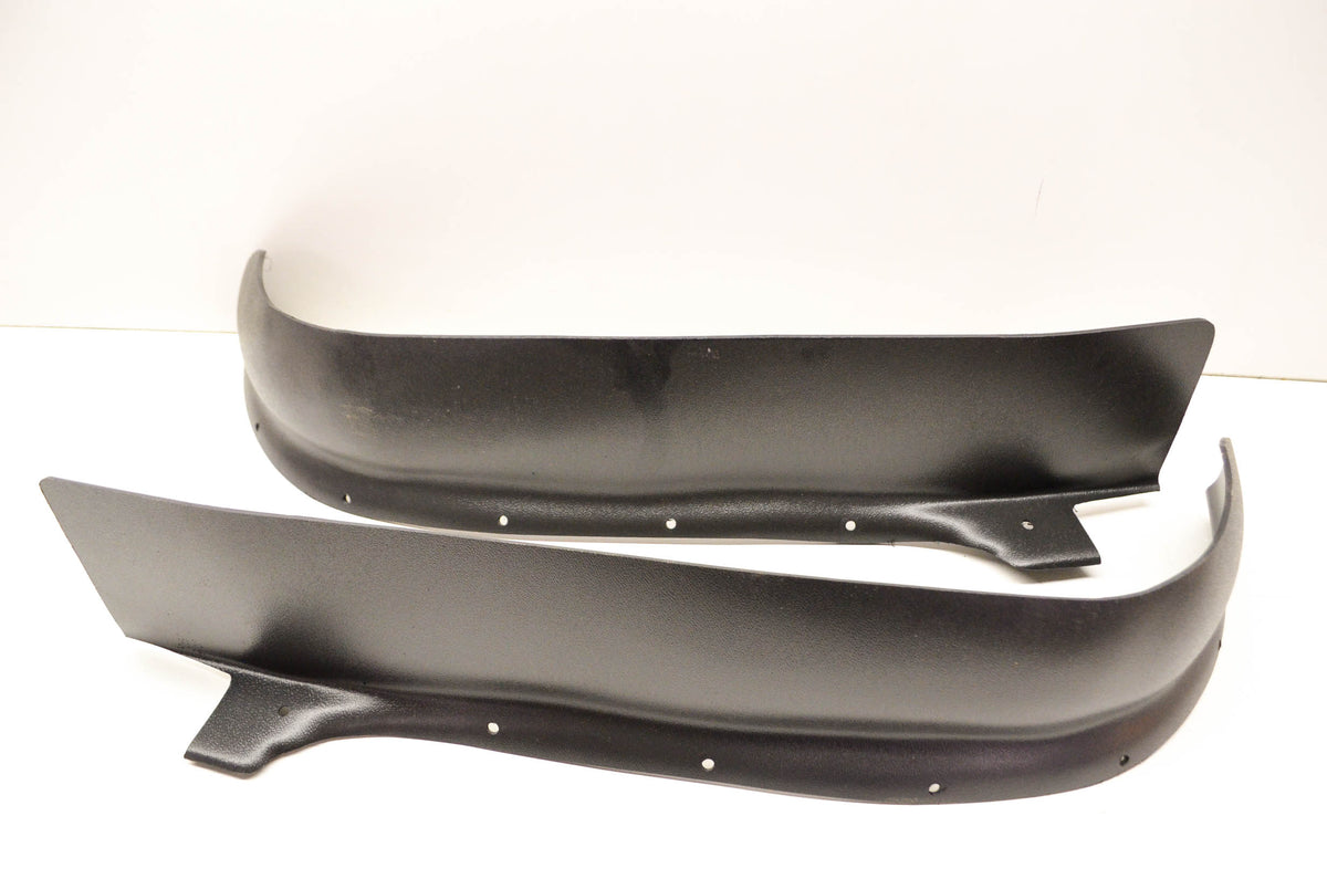 OEM Polaris 2872316 Front Mud Skirt Kit Magnum. NOS