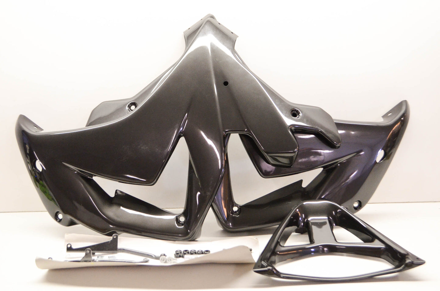New OEM Yamaha Lower Fairing Kit NOS